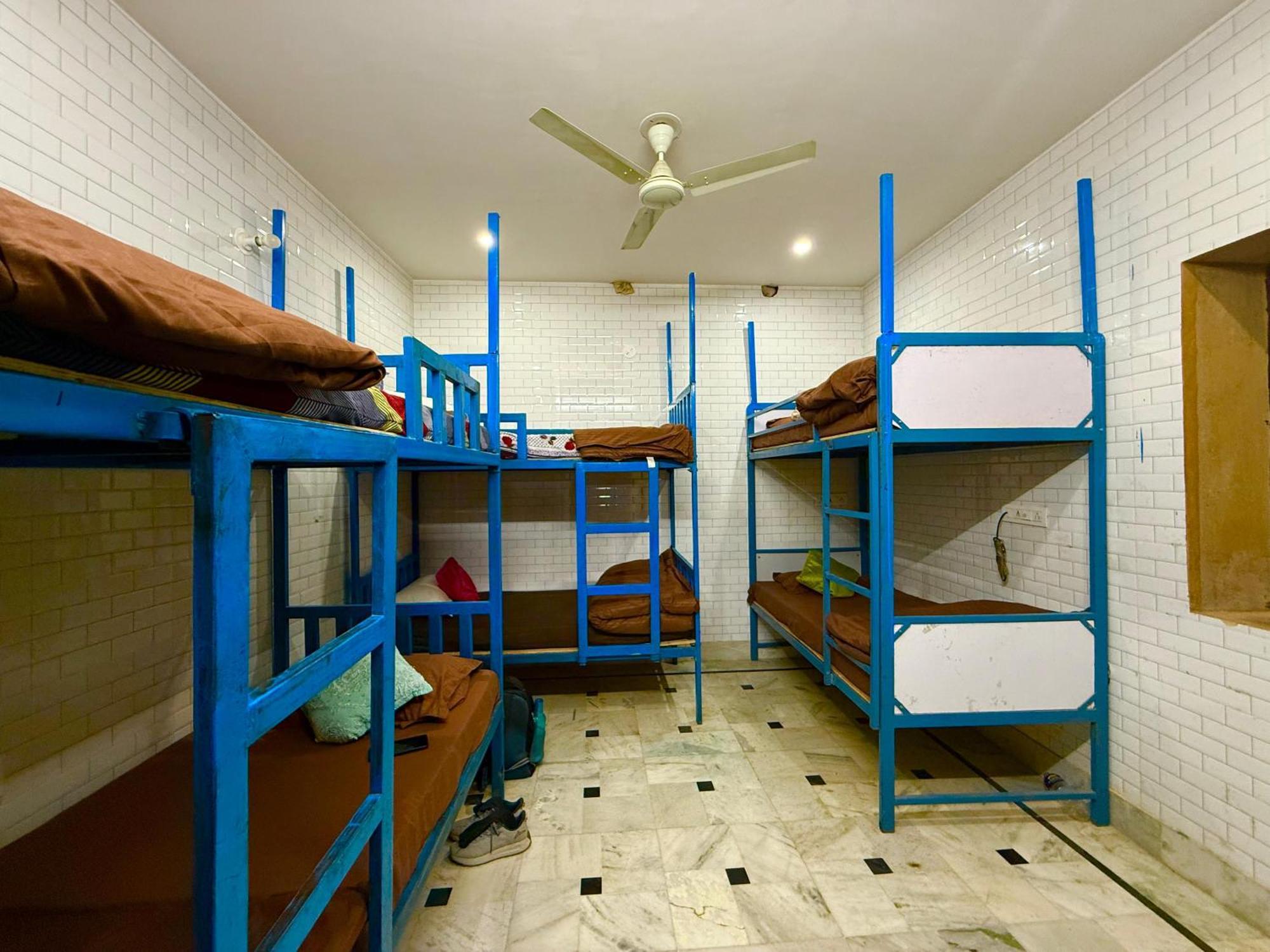 Bed 8-Bed Mixed Dormitory Room,1714085749:JPEG